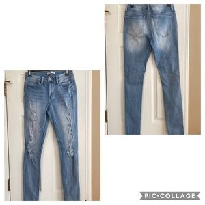 Mudd skinny distressed ripped jeans